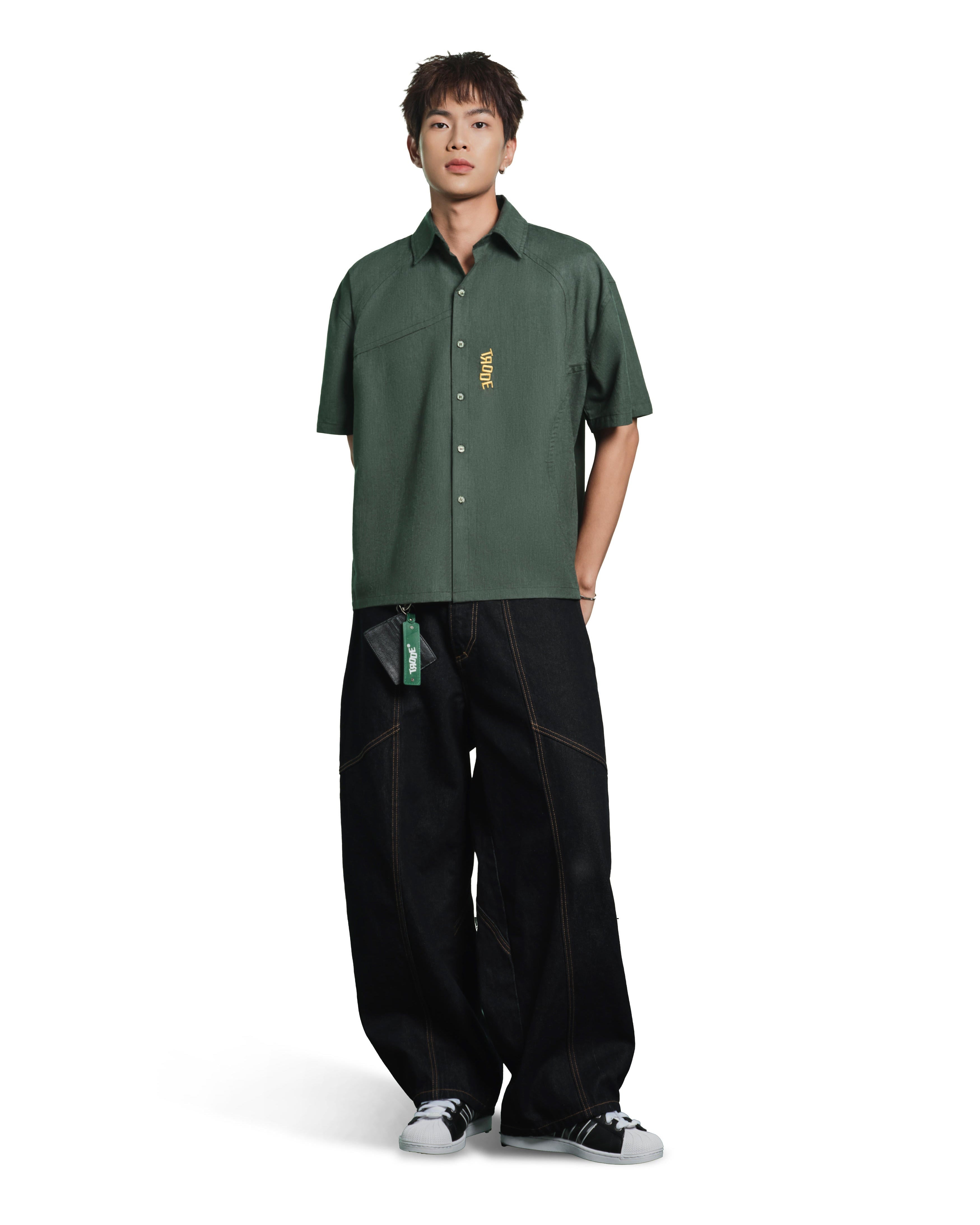 Pocket Cut-Out Short Sleeve Shirt