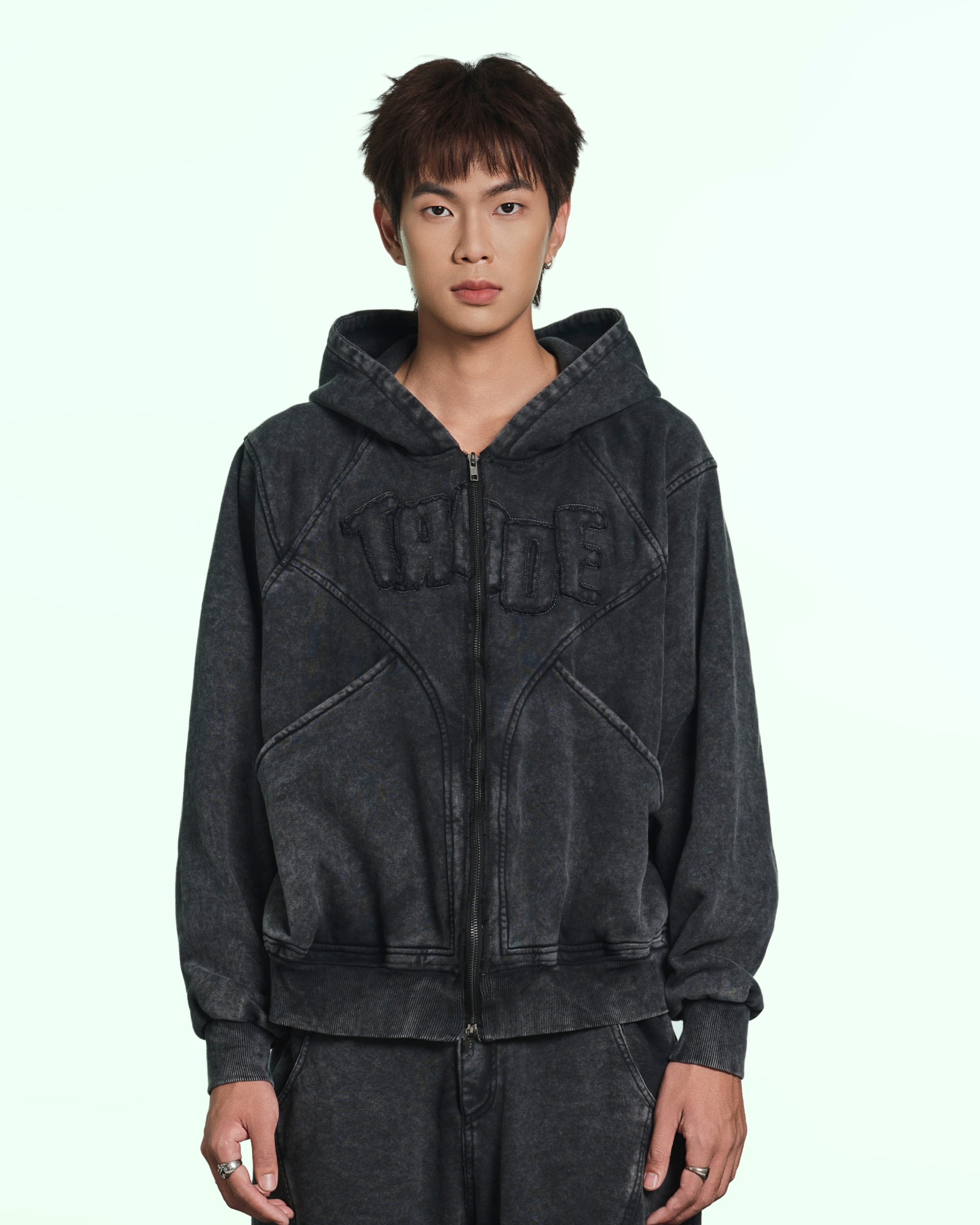Jeat Zip-Up Hoodie